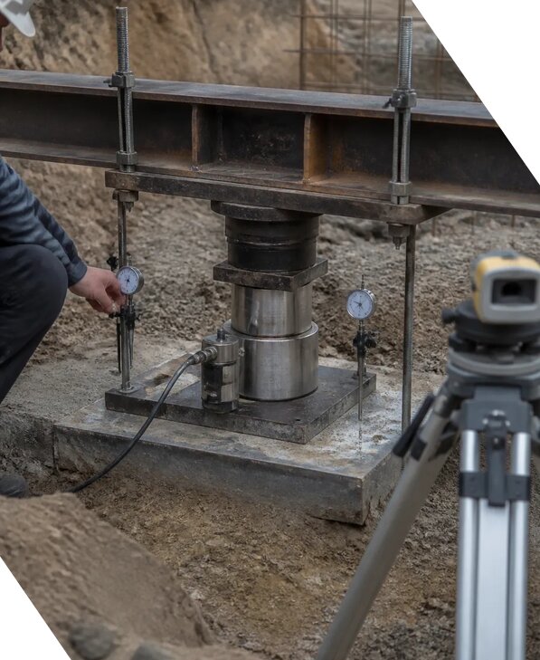 Полевое испытание грунта статической нагрузкой в Ефремах